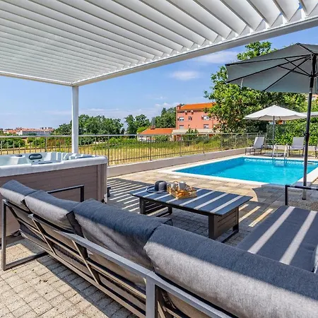 Lotus Villas Resort Pula Extérieur photo