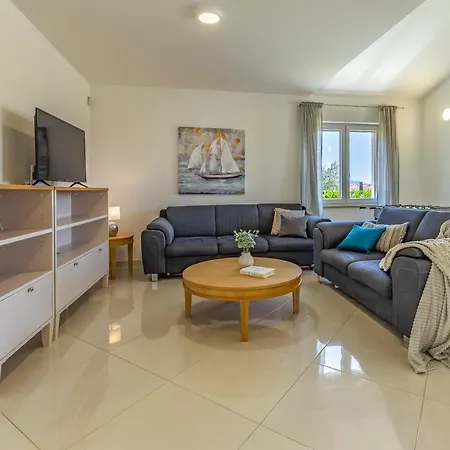 Lotus Villas Resort Pula Extérieur photo